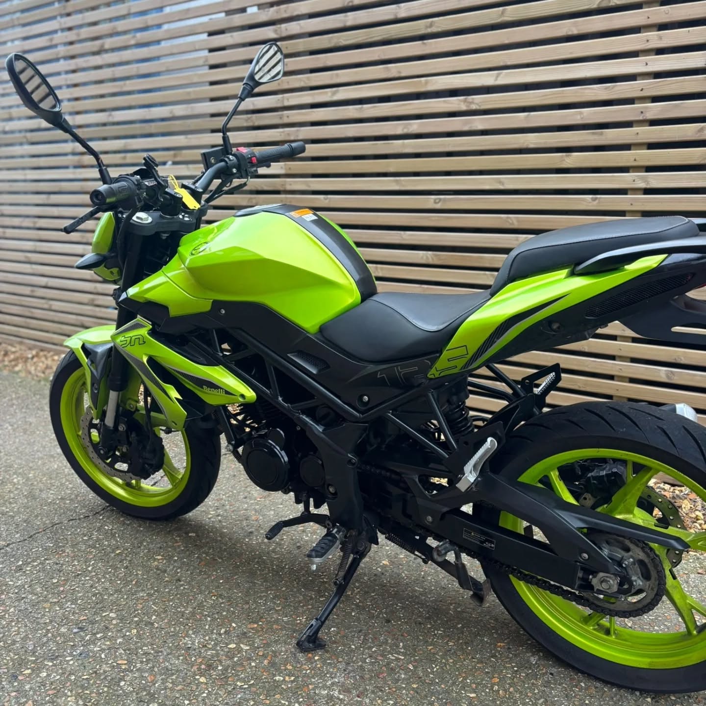 Benelli BN 125 photo 2