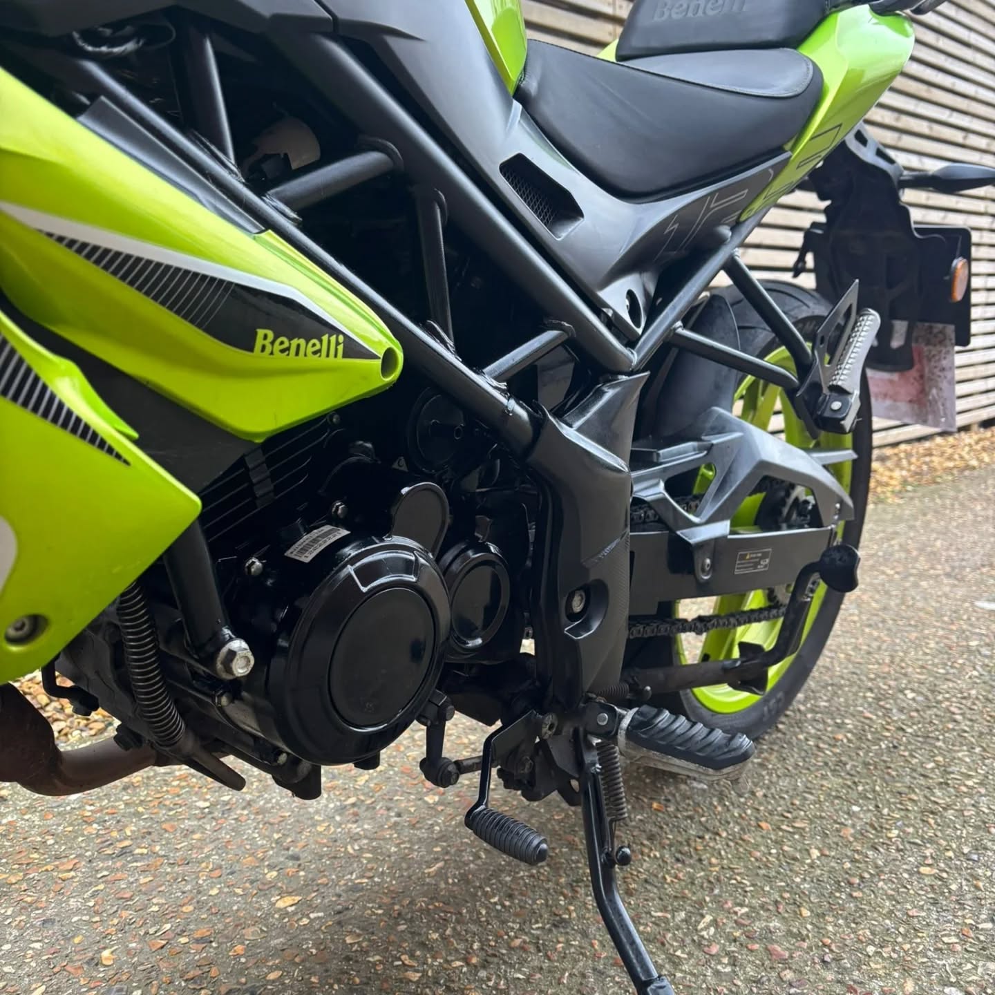 Benelli BN 125 photo 6